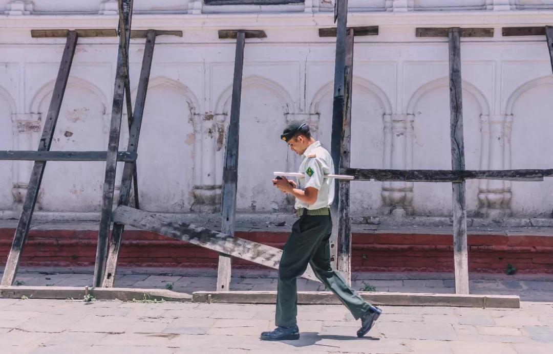 *局骗**和微笑,3000元带你体验双面尼泊尔