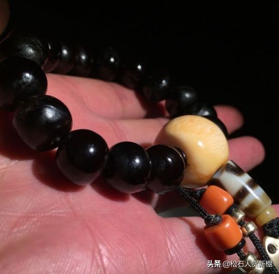 菩提各种盘玩方法,21颗菩提根手串上手效果