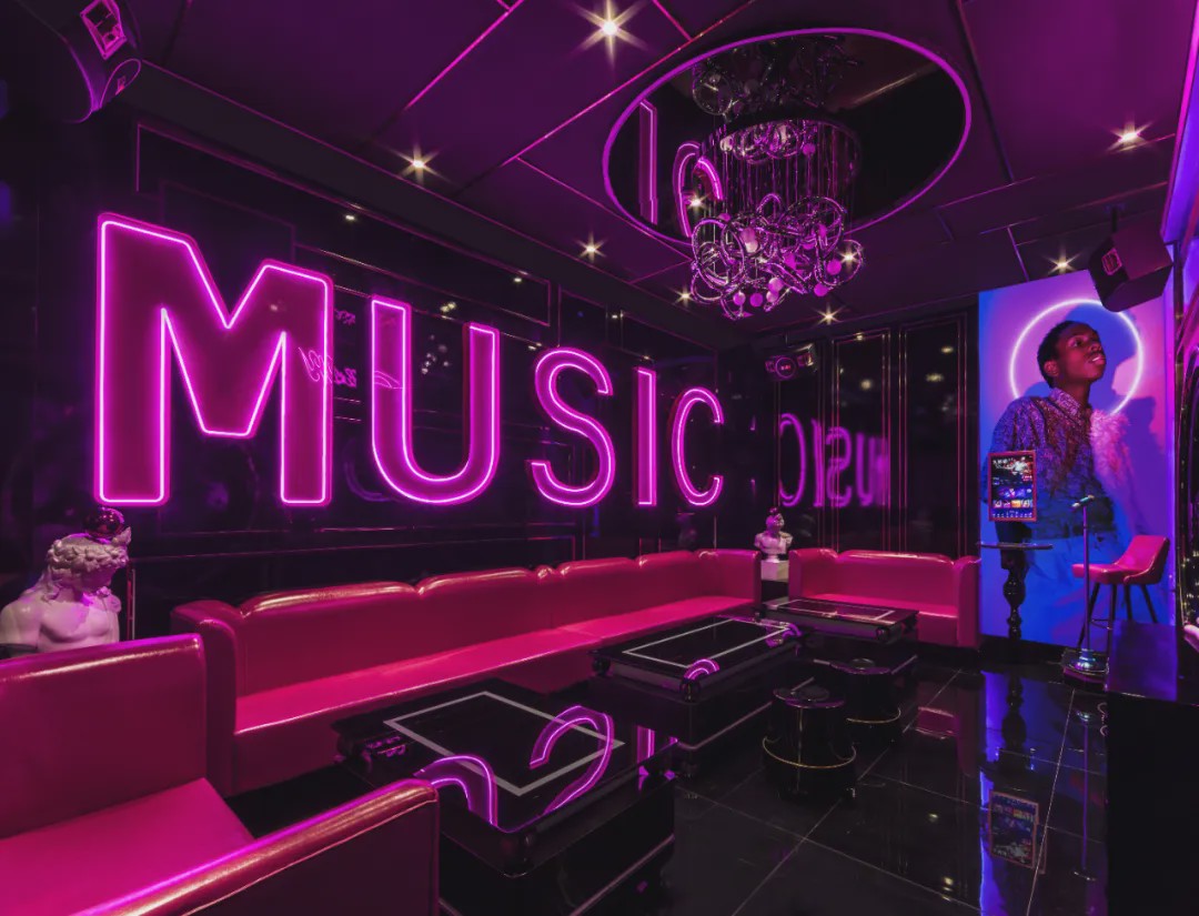 眉间是银河眼中有星辰,眉间有银河眼中有星辰抖音