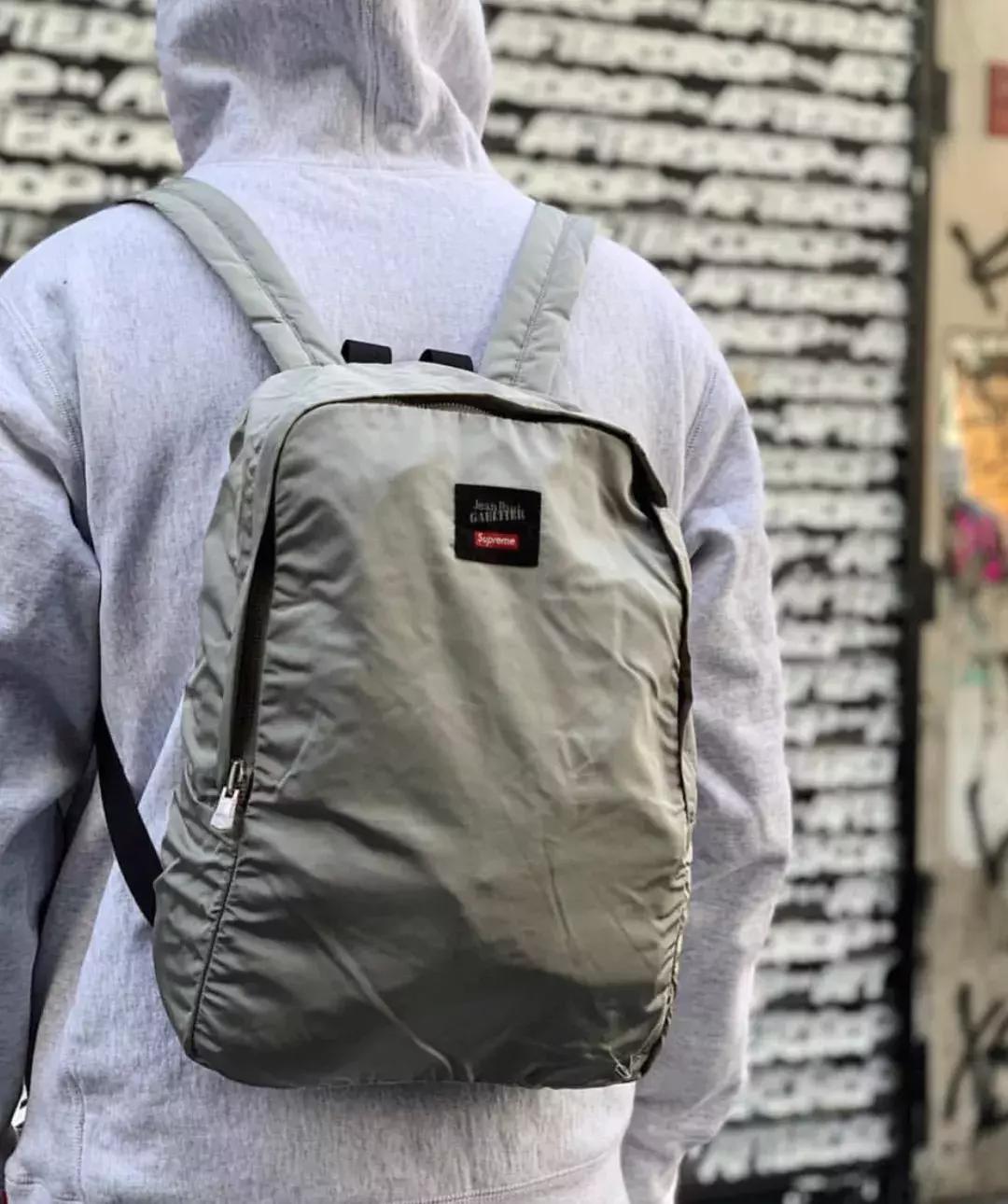 潮流资讯supreme发售,每日鞋讯yeezy350v2又一新色曝光