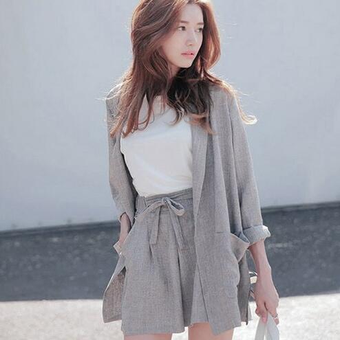 小西装怎样搭配好看,小西装怎么搭配好看