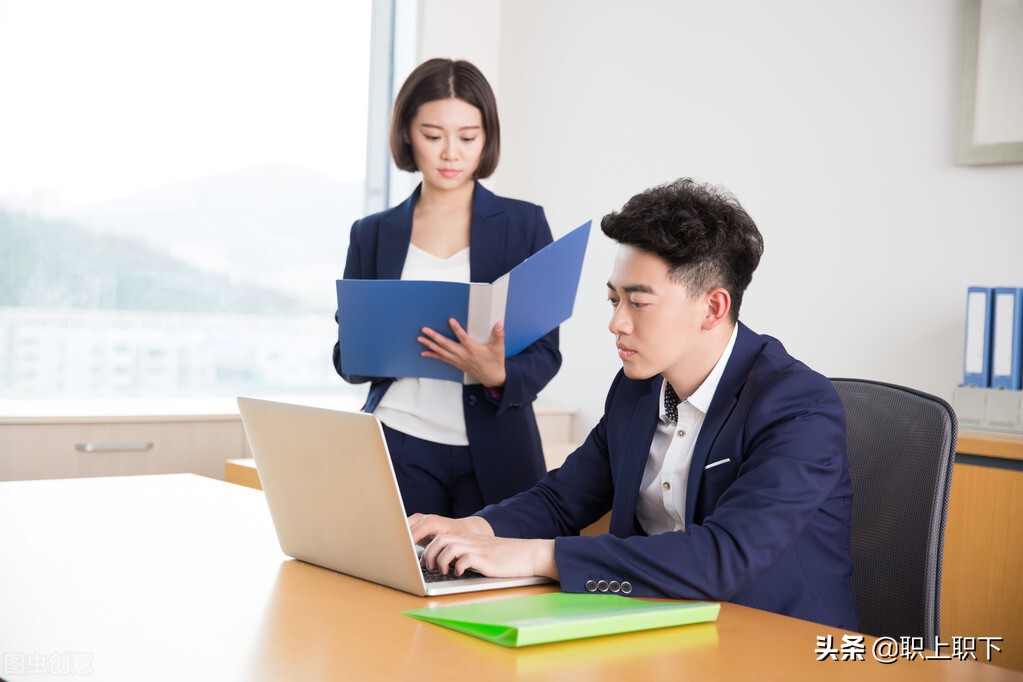 考上公务员后想要晋升有五种途径,公务员最适合普通人的晋升之路