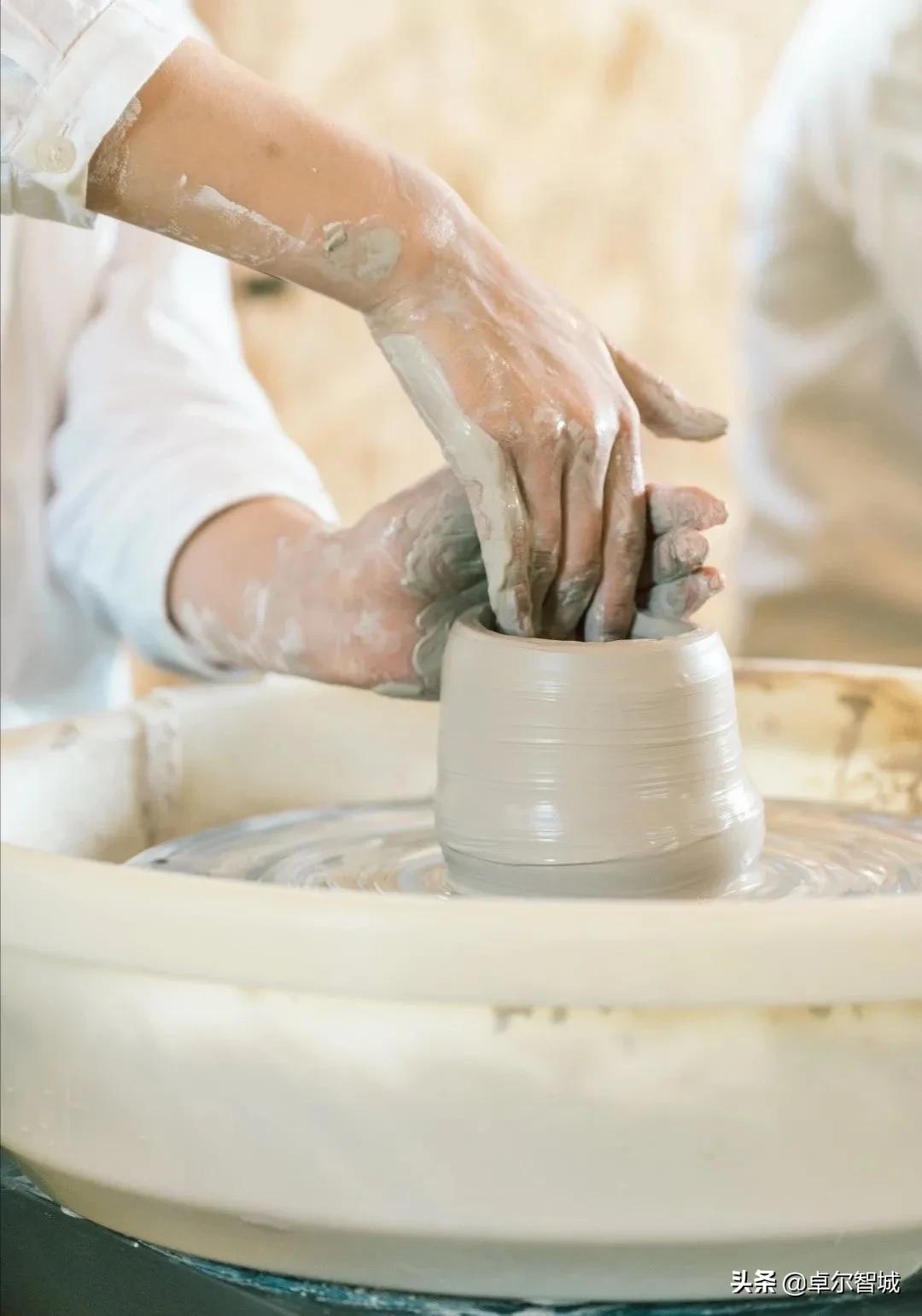 戛纳即将闭幕！但这座美得像电影海报的小镇不能错过