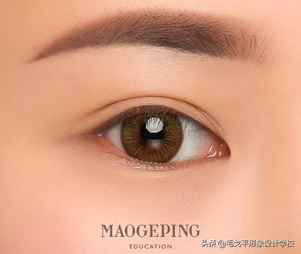 美妆眼妆教程眼睛这样画超好看,怎样画超干净的素颜卧蚕眼妆