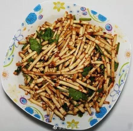 贵阳不光是辣味的，还有一种味道叫折耳根！