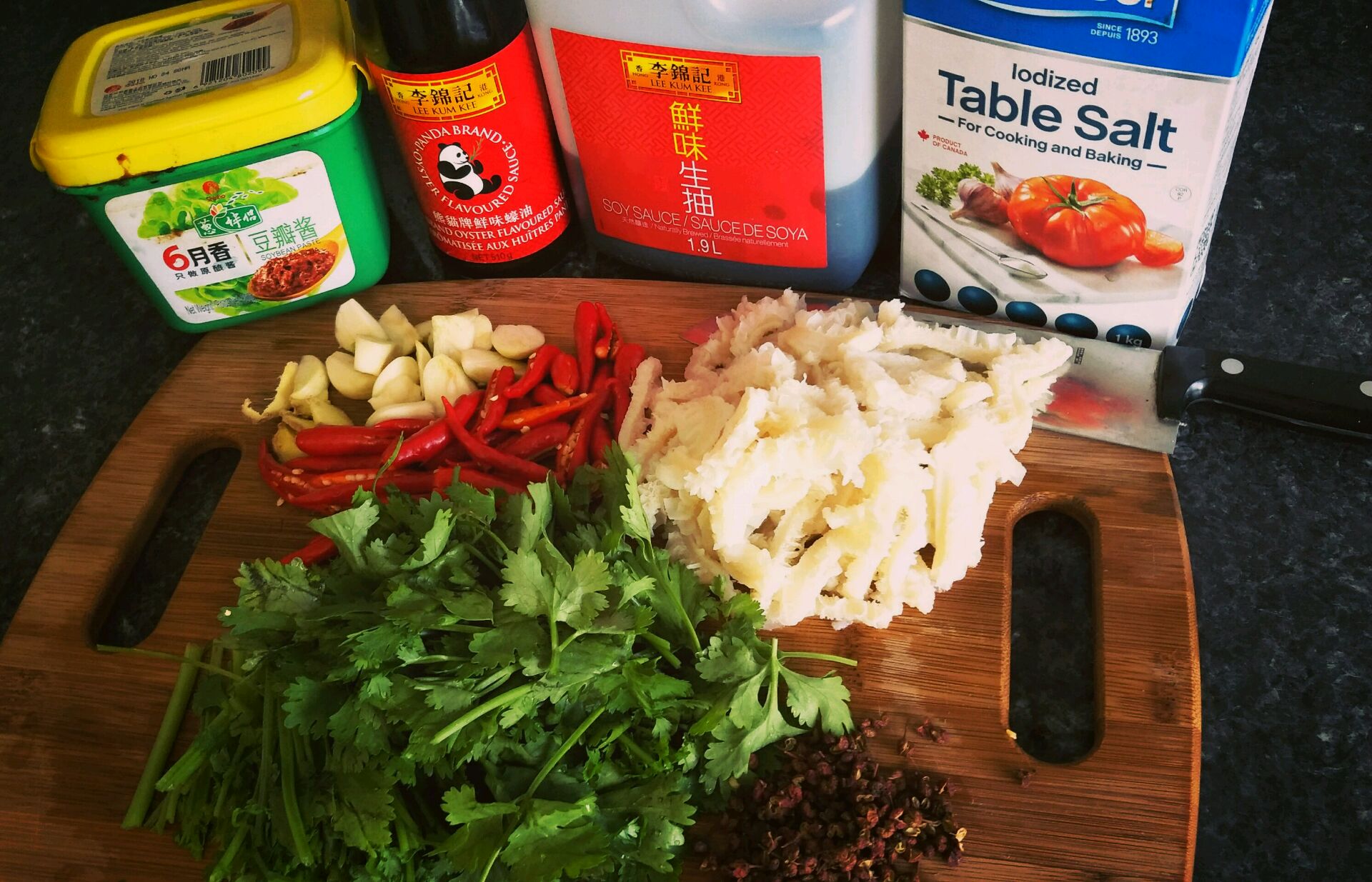 六月宁可不吃肉也要吃这菜,五十元一斤,增加皮肤胶原蛋白,值了