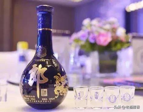 中国的名酒茅台五粮液汾酒竹叶青,梦之蓝茅台五粮液