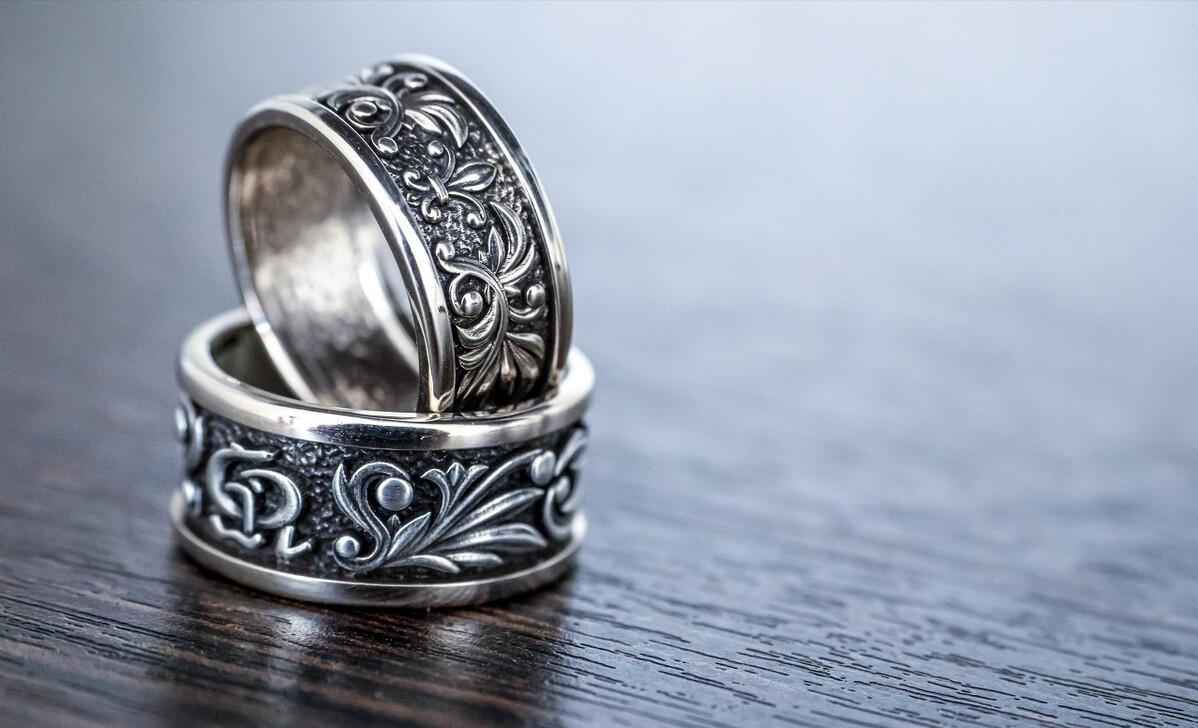 佩戴银饰变黑的原因,佩戴银饰有什么讲究