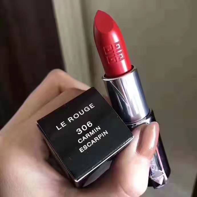 国产口红和名牌口红的价格,大牌口红和国产口红的区别