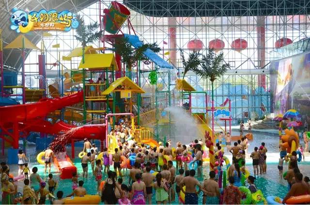 原价894元限量特惠298！木屋大床房*1＋千朝水世界门票*2...