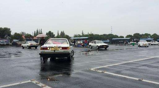 驾考科三遇到下雨天能考吗,科三碰到雨天考试应该注意什么