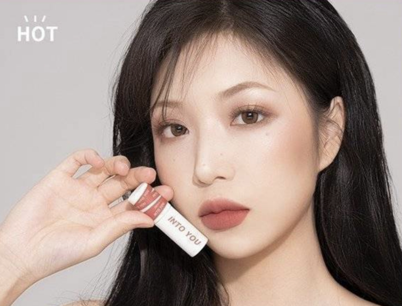 2021最火口红显白持久不掉色,2021年春天的第一支口红