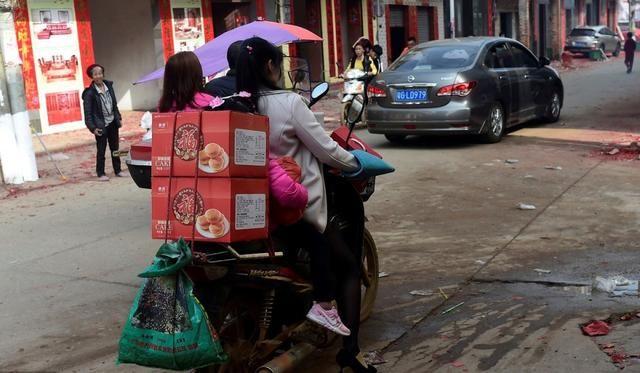 为什么农民打工比务农钱多,农民打工挣钱的原因有哪些