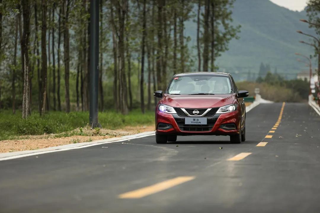 2013款骐达1.6自动挡真实油耗,骐达200块钱跑300公里油耗高吗