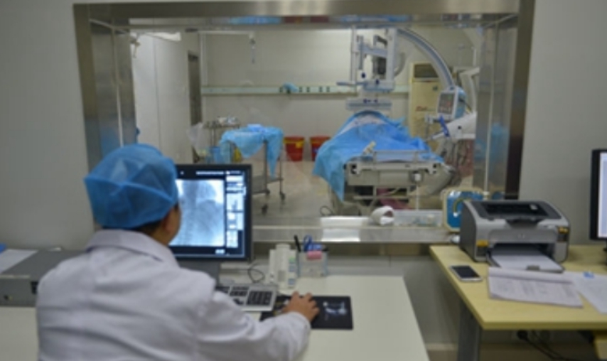 医学影像学是拍片还是看片,医学影像学要在ct室工作吗