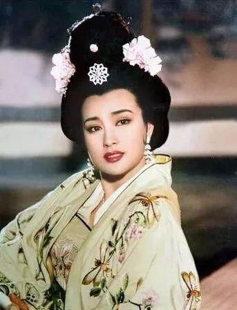 姜文和刘晓庆不得不说的故事,刘晓庆姜文情史