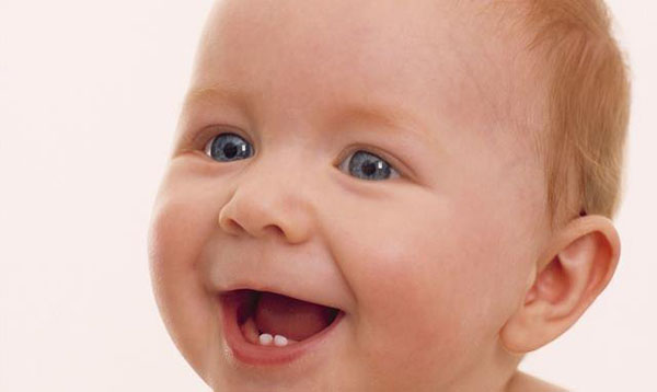 宝宝牙齿长得好防蛀牙最好的方法,宝宝长牙什么时候开始需要刷牙