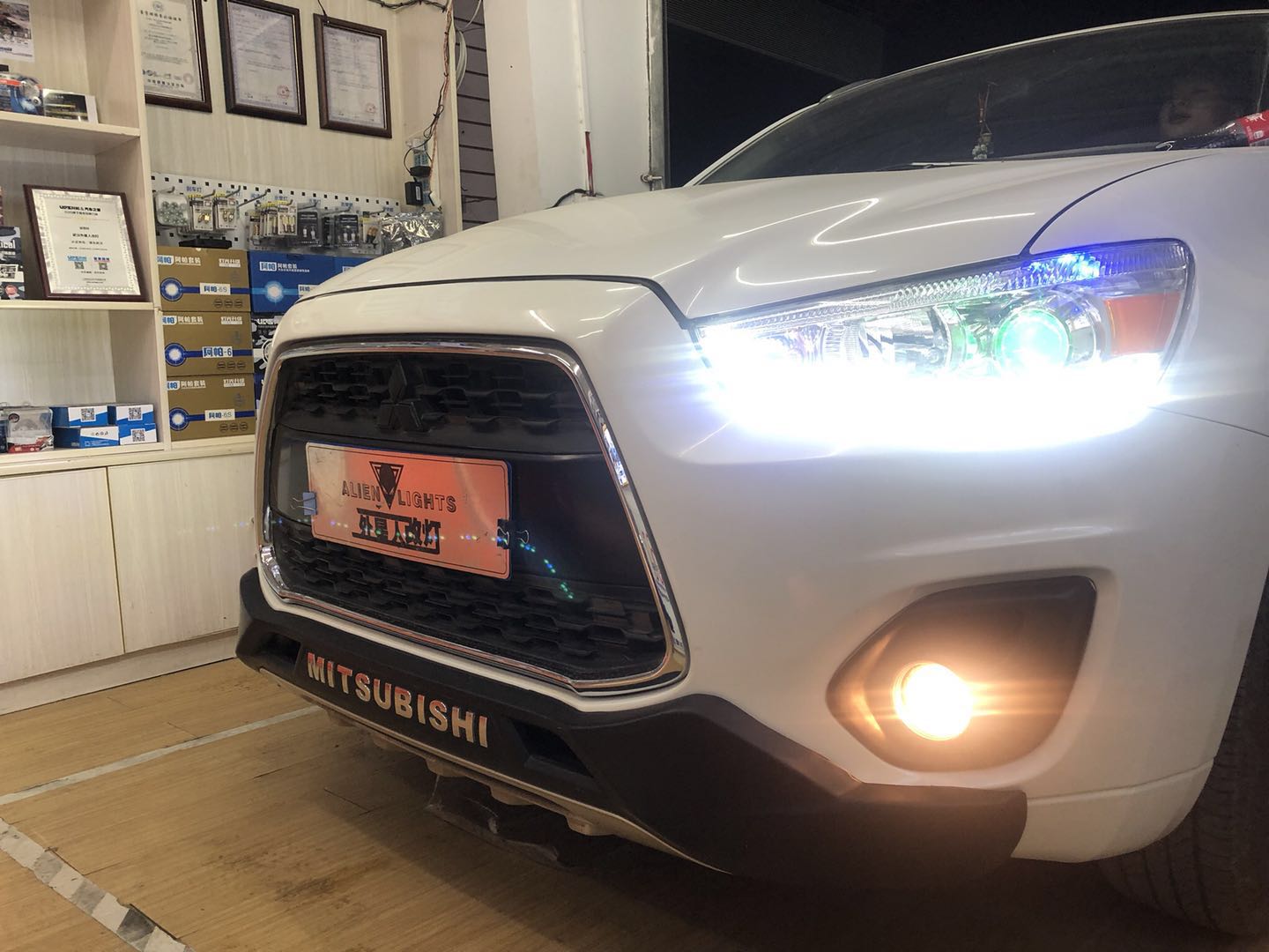 武汉外星人灯,武汉外星人改灯怎么样