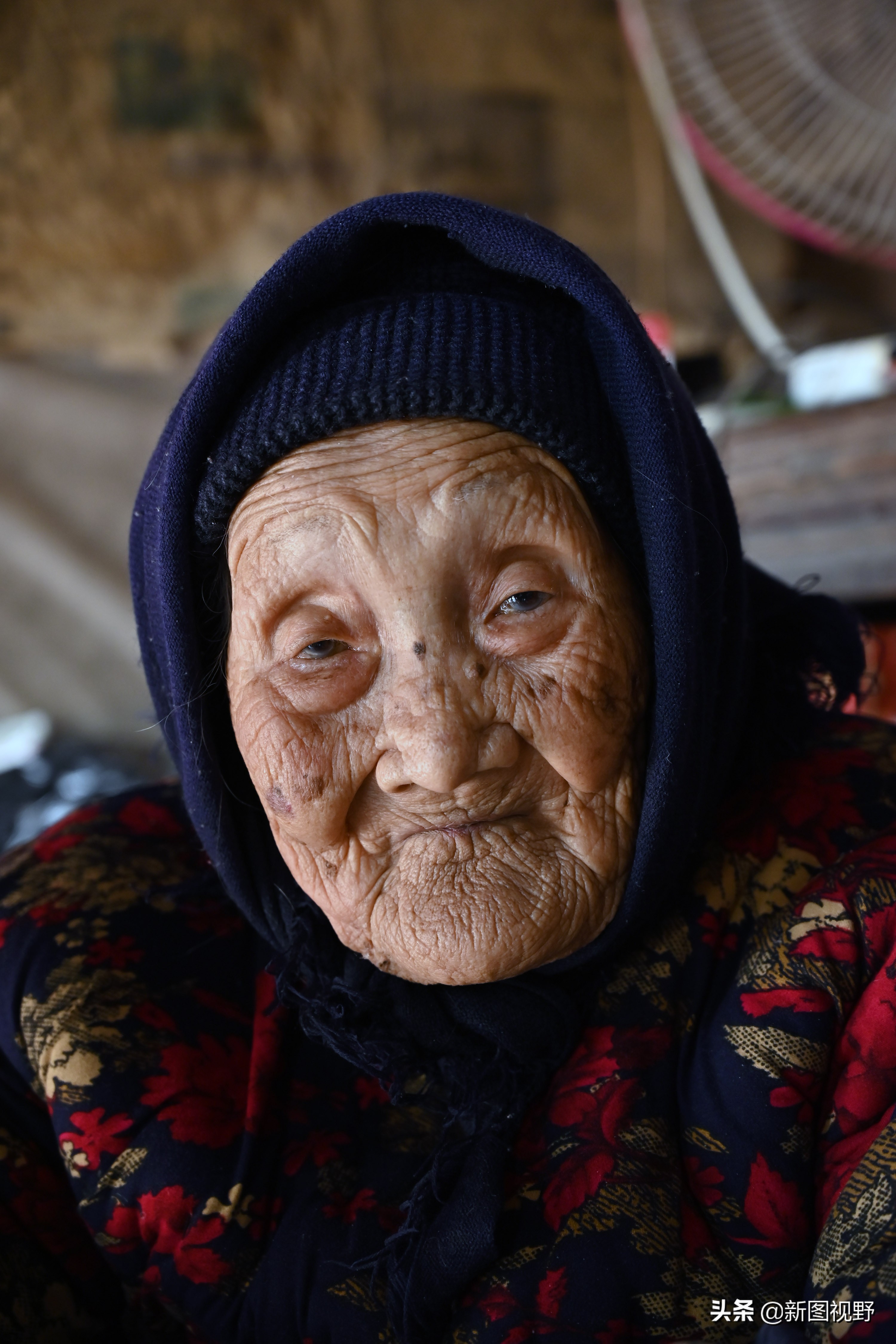 104岁老人，脾气很特别，会用土方免费治病，60多年治愈患者无数