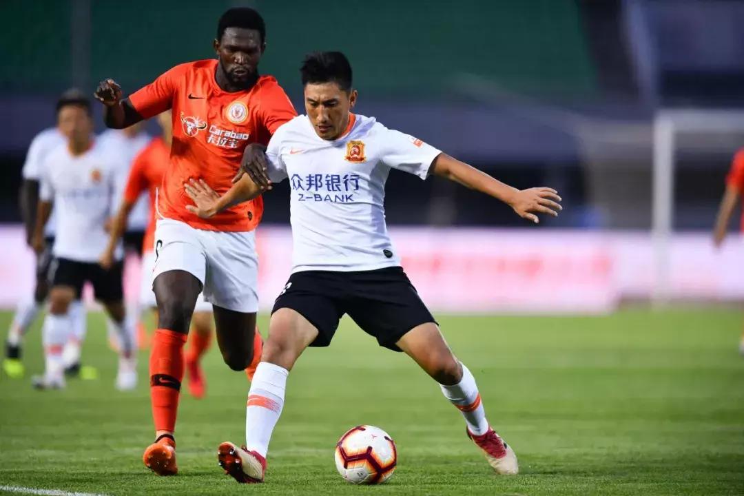 巴普蒂斯唐建功，埃弗拉锁定胜局！武汉卓尔客场2:0力克北京人和