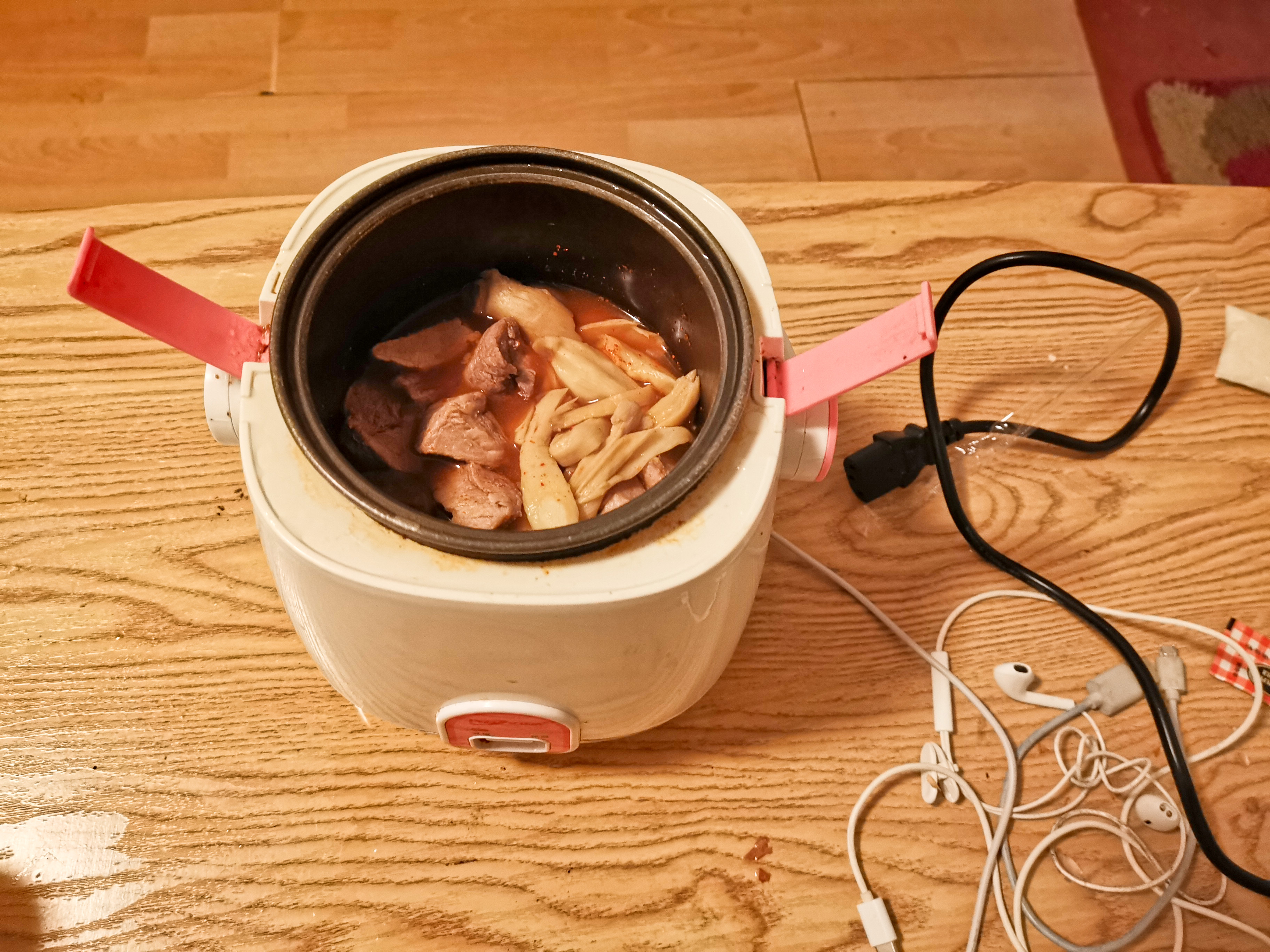 退休老人独自旅行全中国,退休老人旅游住宿