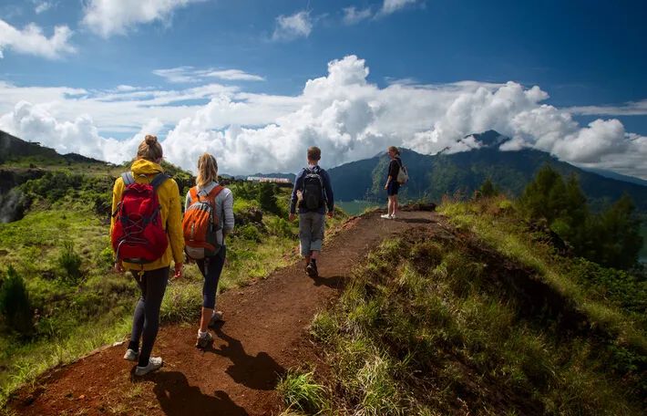 一起爬山吗?西安这些山不仅野,还不要钱~