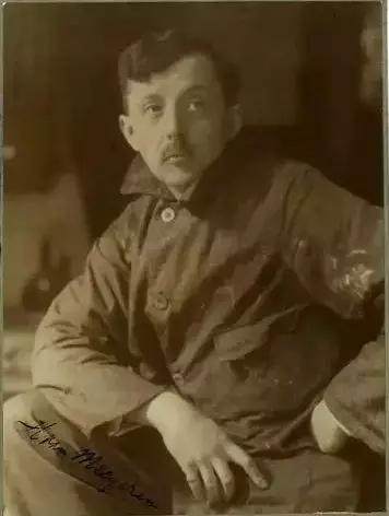 这个*子骗**造出来的东西比真的还真希特勒都被他耍了