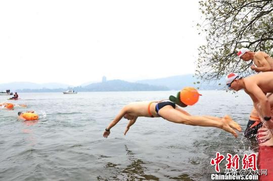 告别“节日病”：“燃烧卡路里”成为中国新年style