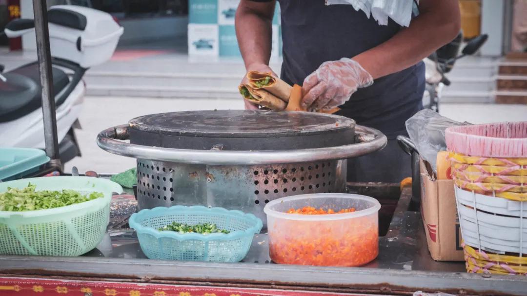 有允许摆地摊的城市么,汉川市里哪里适合摆摊