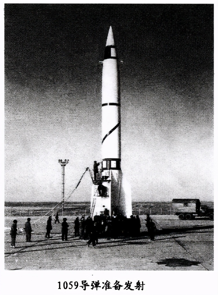 中国人“吃*片鸦**”才能造火箭？聂海胜：我们吃椒麻鹅和宫保鸡丁