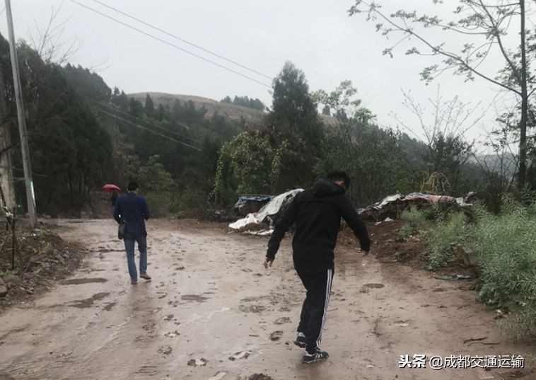 穿着跑鞋去跑酷,穿竞速路跑鞋去越野会怎样
