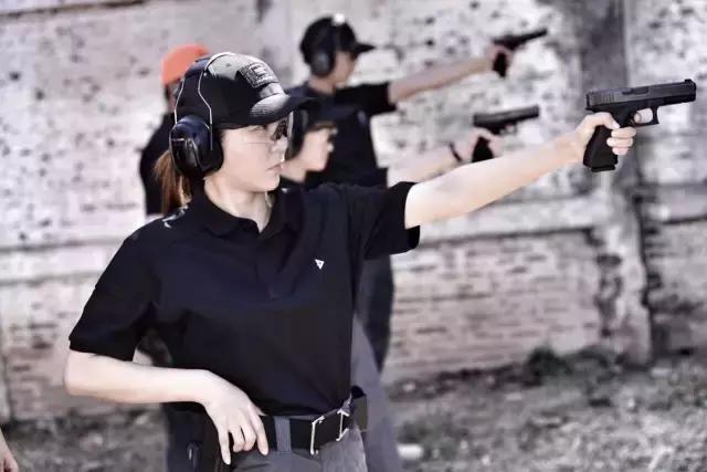 如何利用美女做营销,针对女性的营销话术