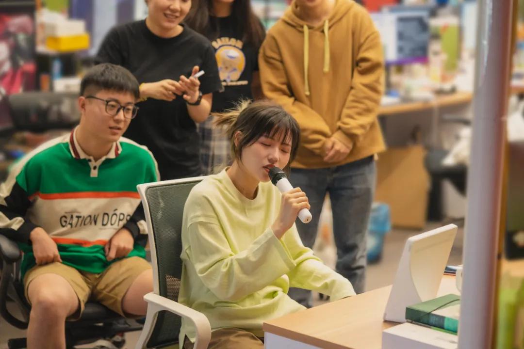 为什么唱歌不好听的喜欢去ktv,越来越不喜欢去ktv里唱歌