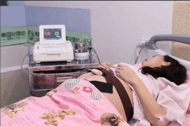 孕晚期感觉有东西要出来,孕晚期什么感觉说明宝宝快出生了