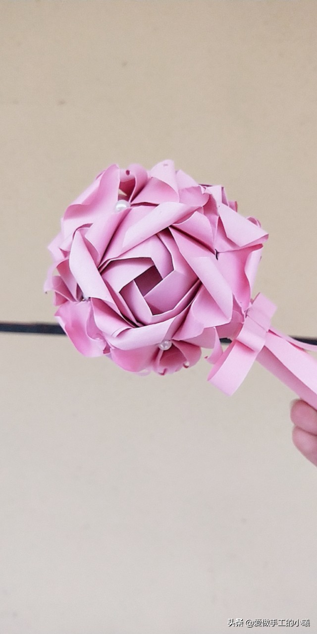 玫瑰花折纸教程图解千纸鹤,折纸玫瑰花花束的做法