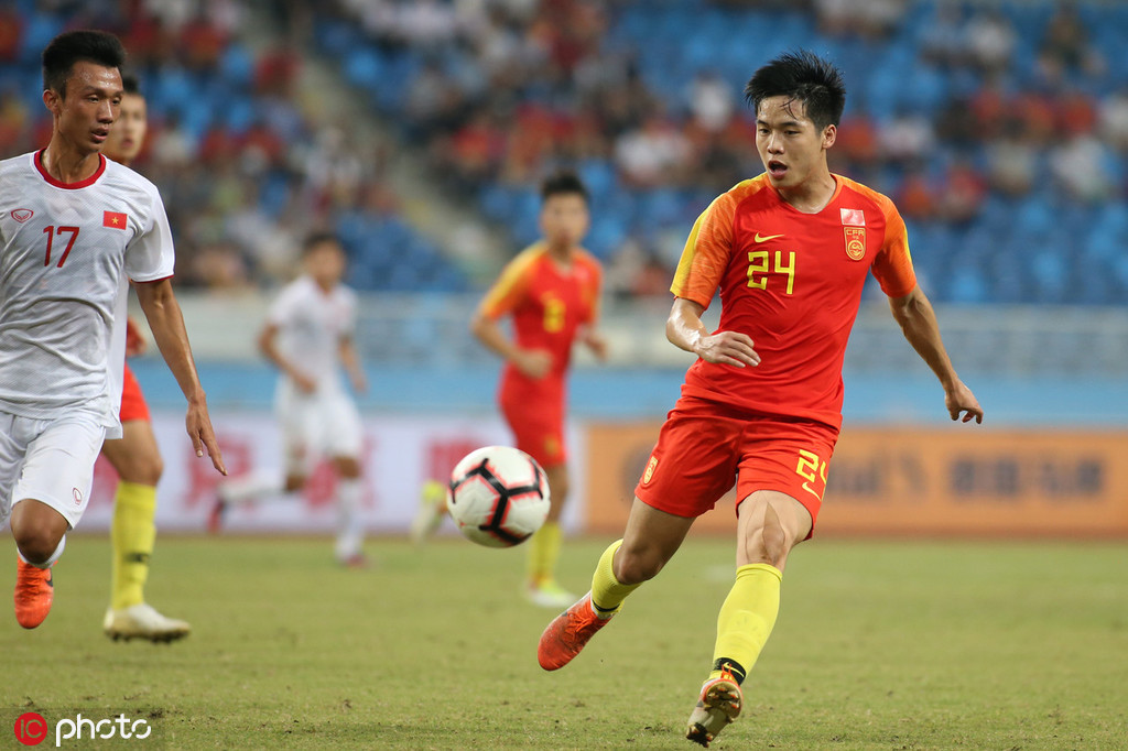 “大国”玩不转“大球”?男篮、男排直通无望男足希望渺茫