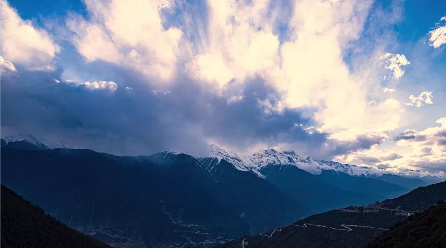 美丽云南（第二季）|香格里拉深处最耀眼的明珠——美名：迪庆·德钦县