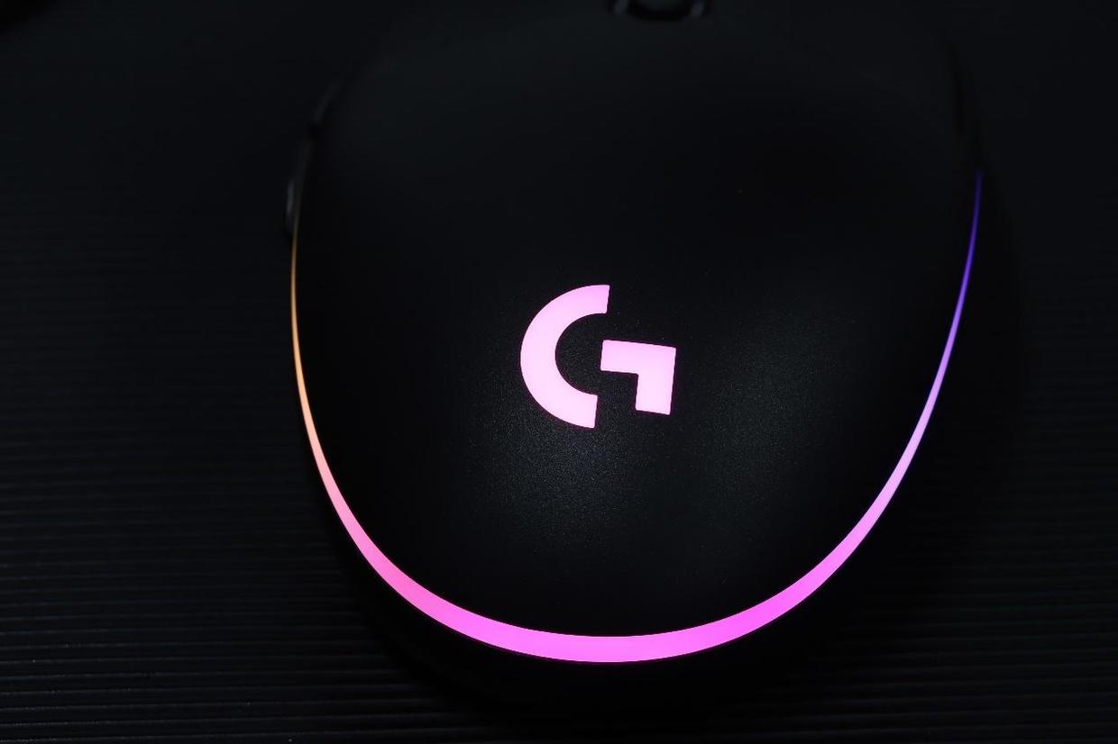 罗技的g102游戏鼠标使用感受,入门级罗技