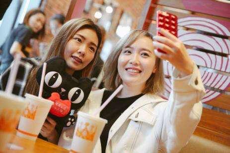 从PK麦当劳到营收突破1600亿，看汉堡王如何逆袭巨头