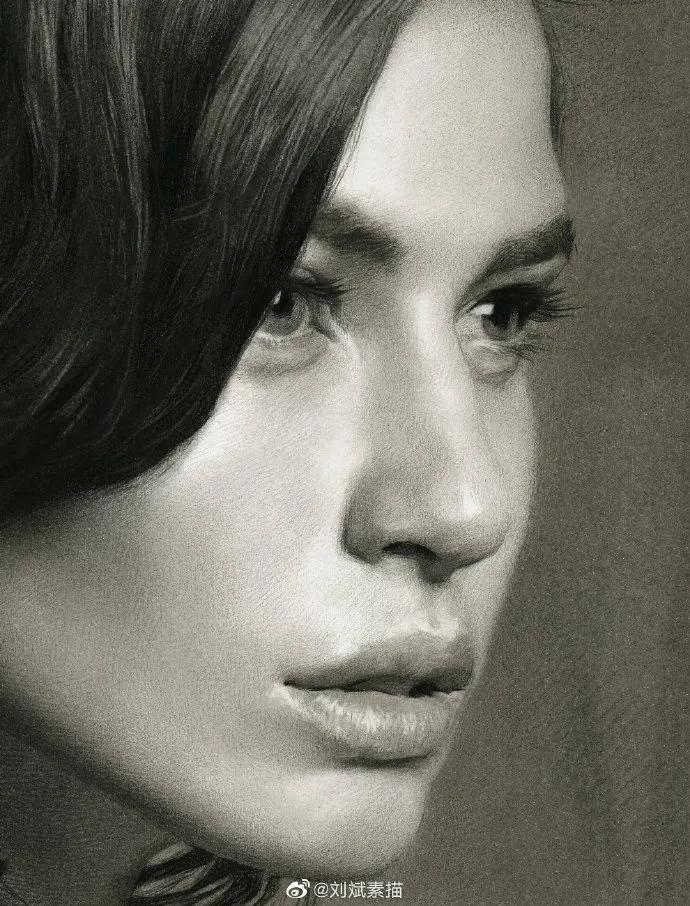 刘斌素描技法用的绘画材料,刘斌素描用的什么笔