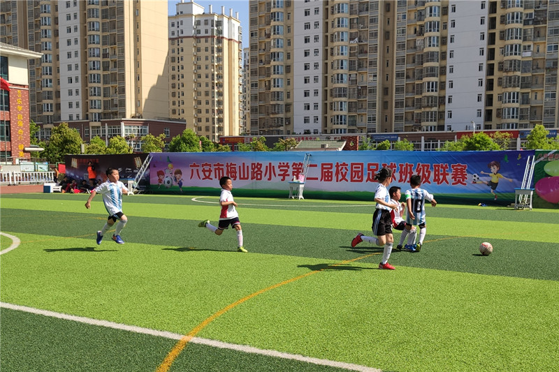 小学生校园足球联赛每天比赛简报,第八届中小学生校园足球联赛开幕