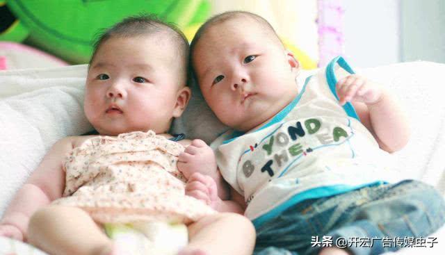 连体双胞胎姐妹头发,双胞胎姐妹头发很顺