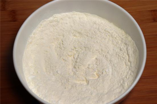 最简单的蛋糕做法不回缩不开裂,五分钟懒人蛋糕做法不用柠檬