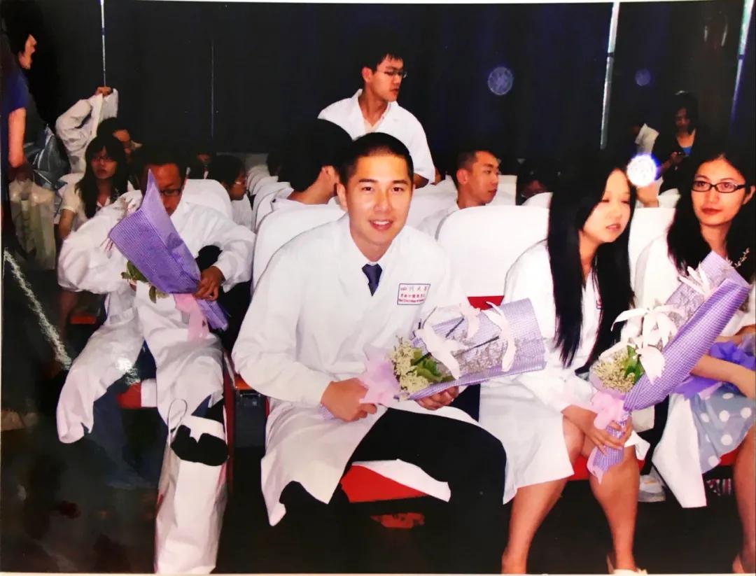 史上最帅牙医许君豪,偶像许君豪