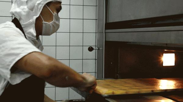 鲍师傅绿豆糕什么味的好吃,鲍师傅绿豆冰糕是酸的吗