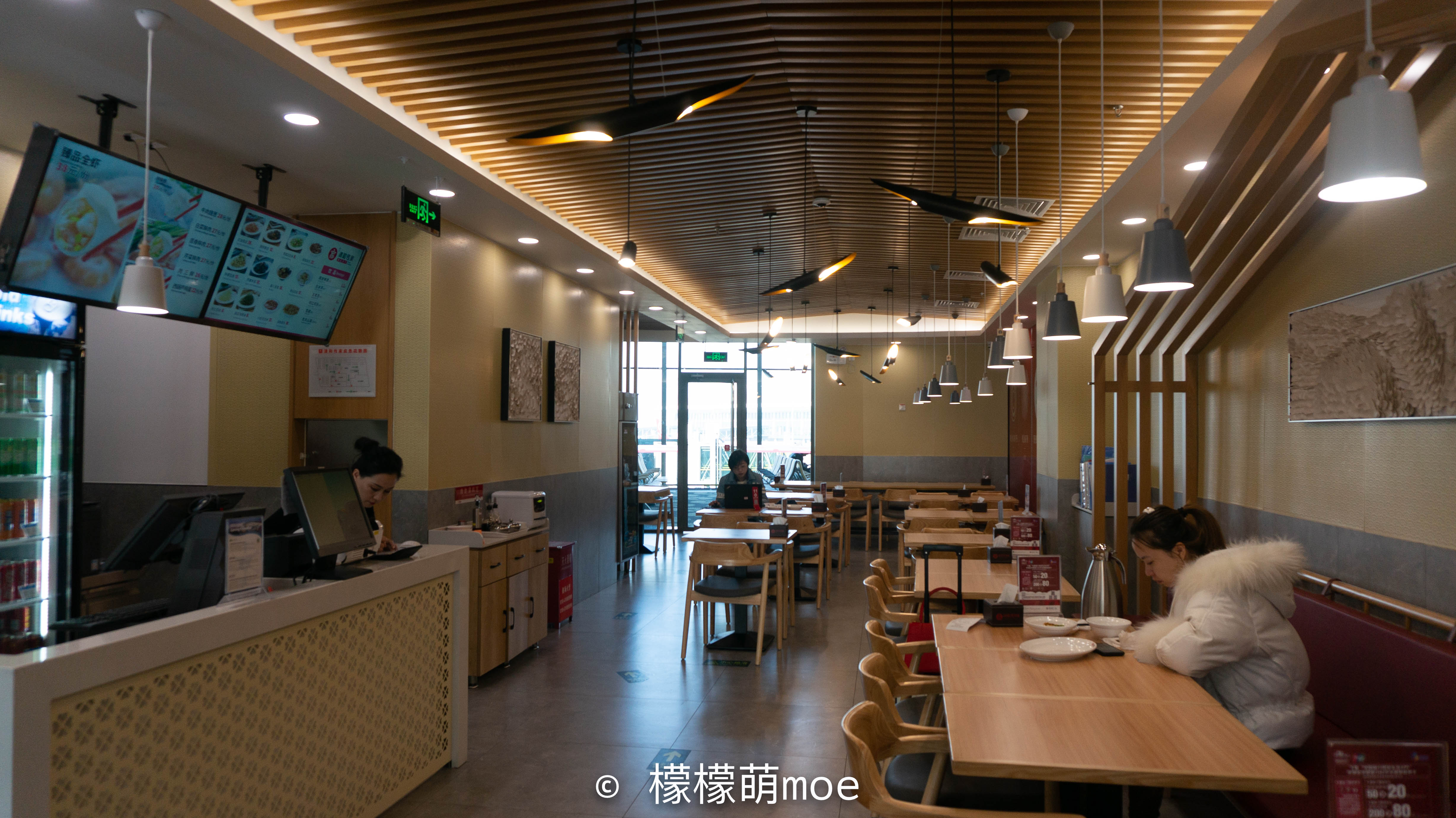 北京大兴机场真的是很豪华,北京大兴机场外形特点