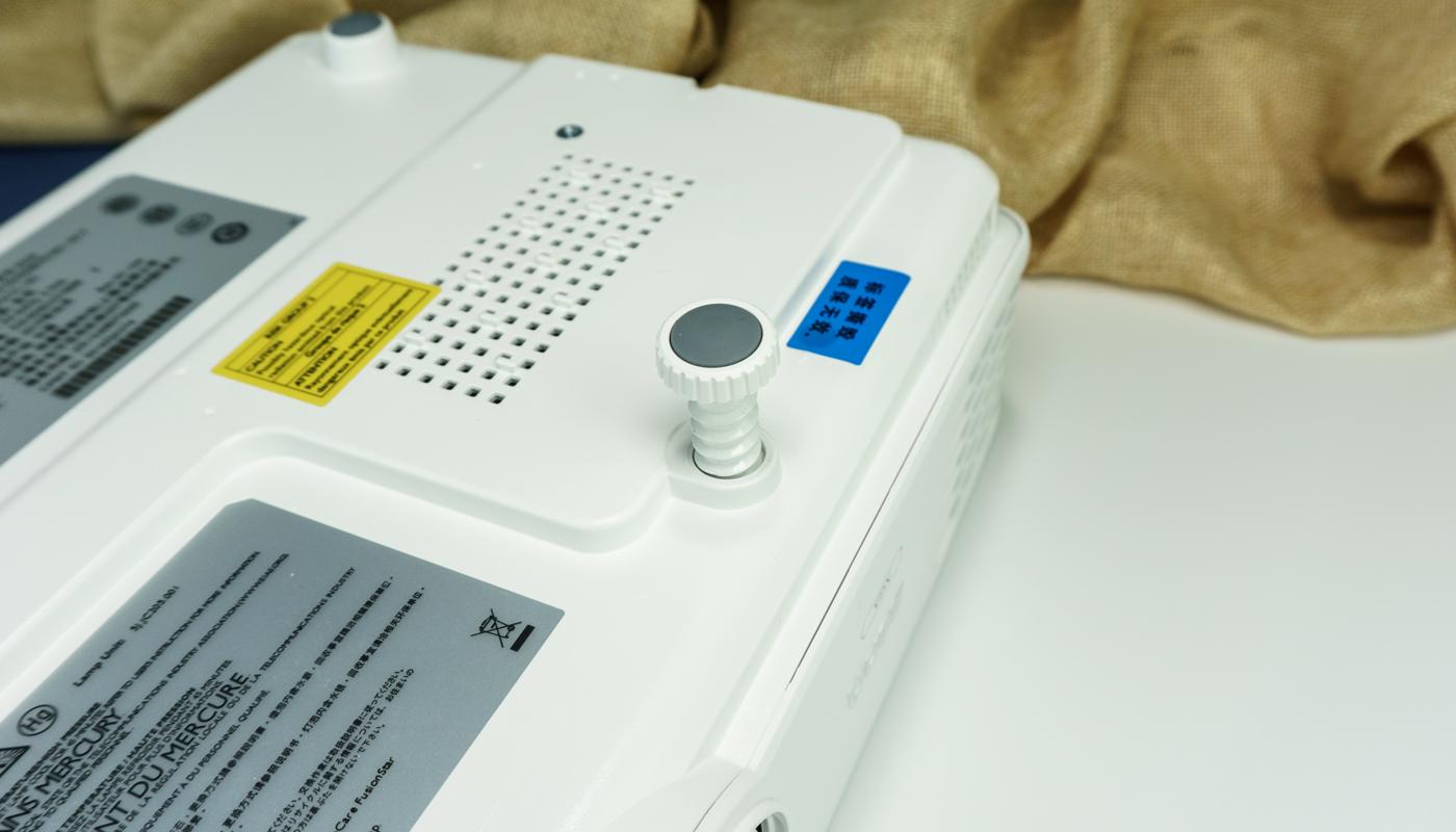 商务投影机有哪些功能,商务投影机家用效果好吗