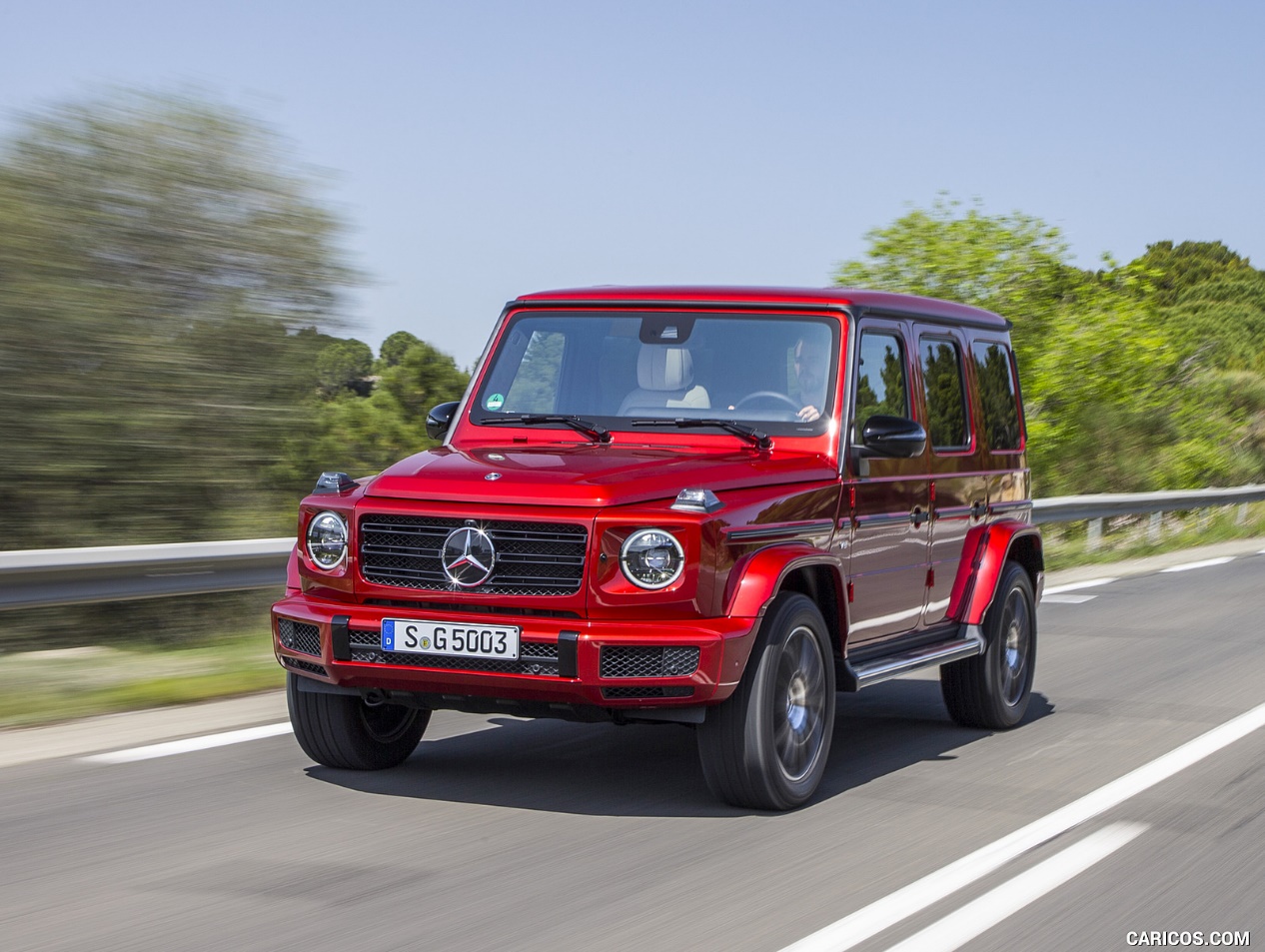 梅赛德斯奔驰g500多少钱,评测奔驰g500内饰改装