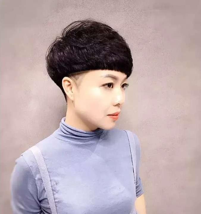 矮个子女士适合的短发型,矮个子适合的流行短发