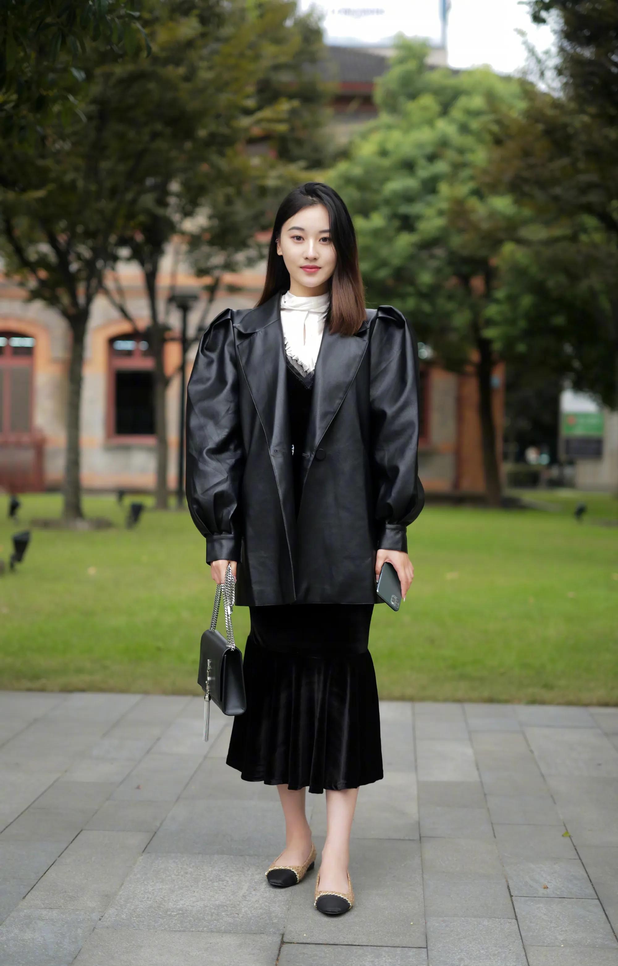 圣罗兰ysl新款kate斜挎链条包,超好搭配的ysl圣罗兰新款包包